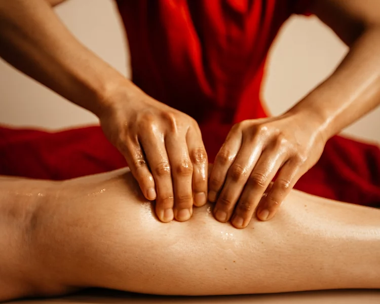 Подарочный сертификат для мужчин на Новый год на фут-массаж